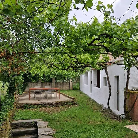 Farmház Tranquil 19th-century In Lous, Portugal